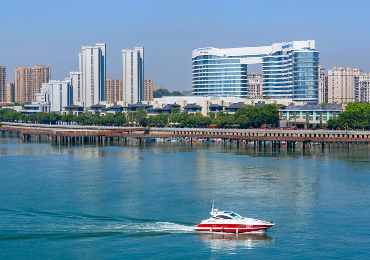 מלון Wyndham Grand Plaza Royale Yuzhou Xiamen Wuyuan Bay מראה חיצוני תמונה